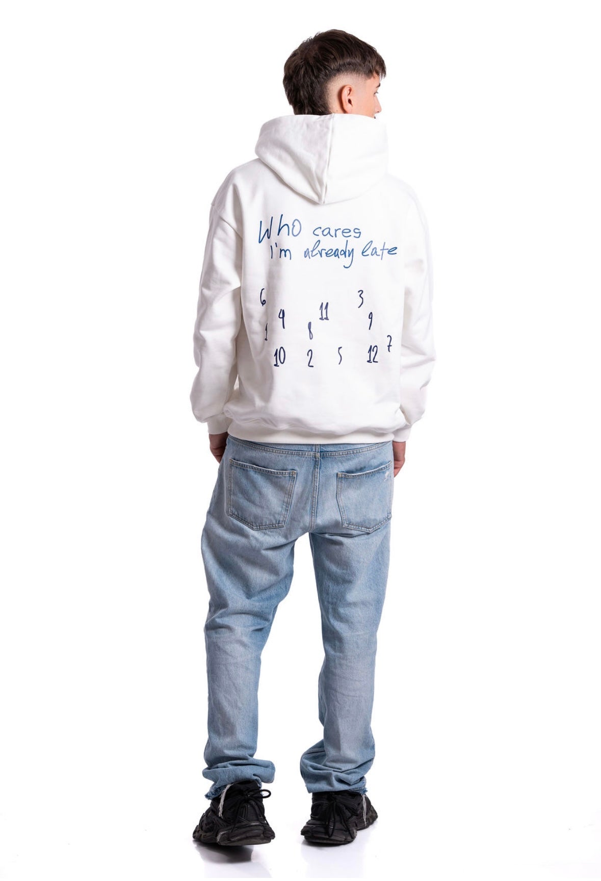 Худи "Who cares, I’m already late”