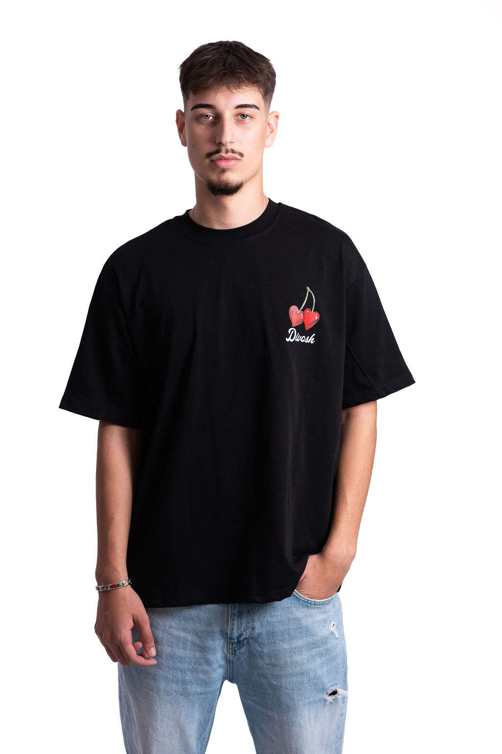 Тениска "Love in every stitch